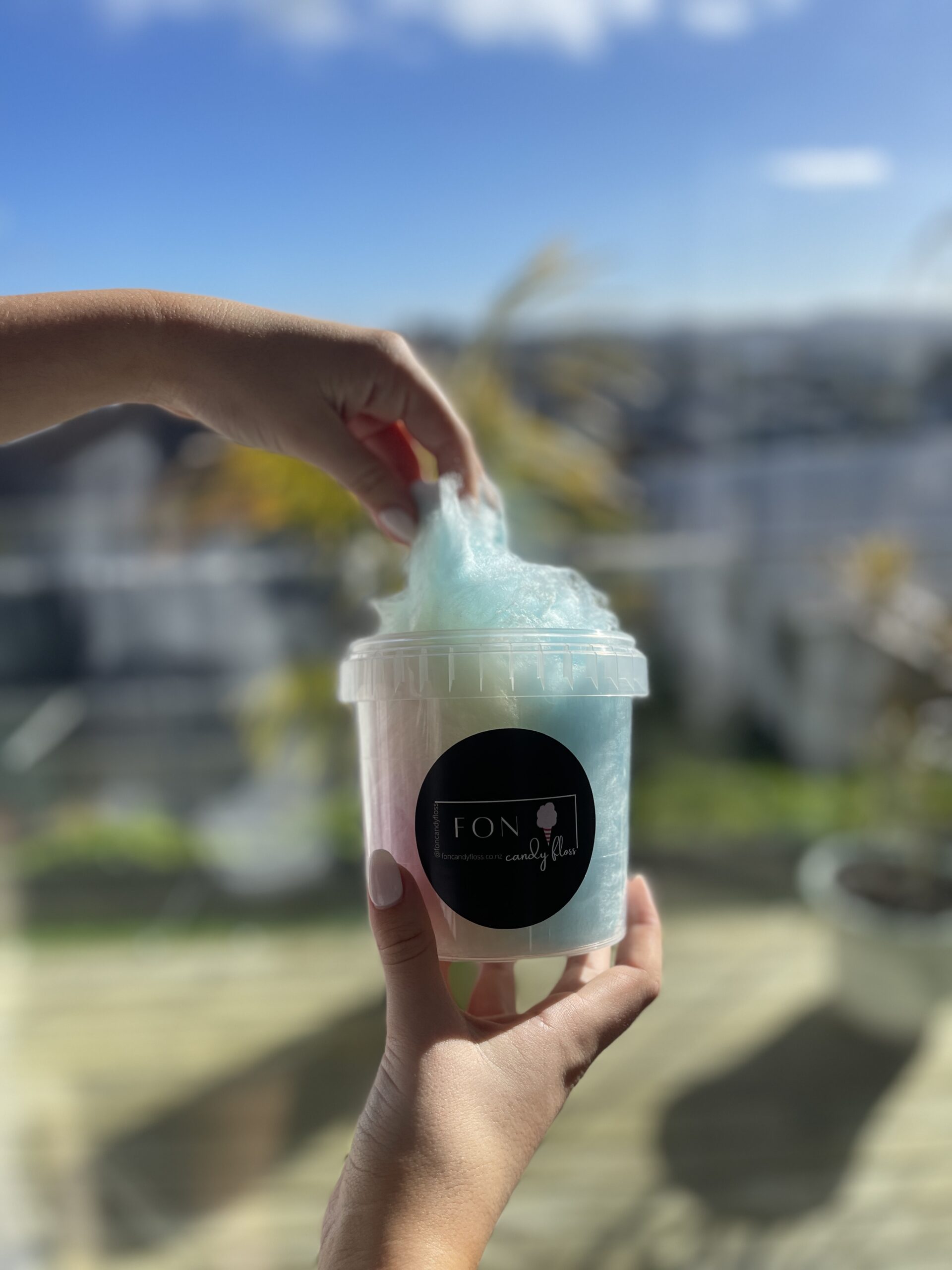 FON Signature Twist with three candy floss flavours